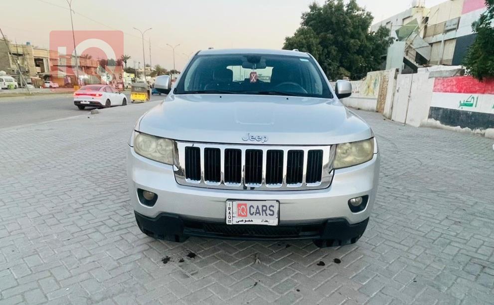 جيب جراند شيروكي